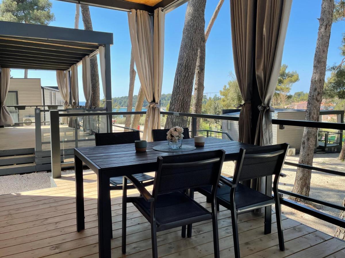 Harmonia Mobile Home Rovinj Buitenkant foto